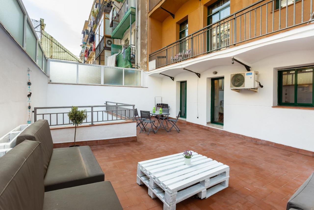 Lodging Apartments Liceu 11 Barcellona Esterno foto