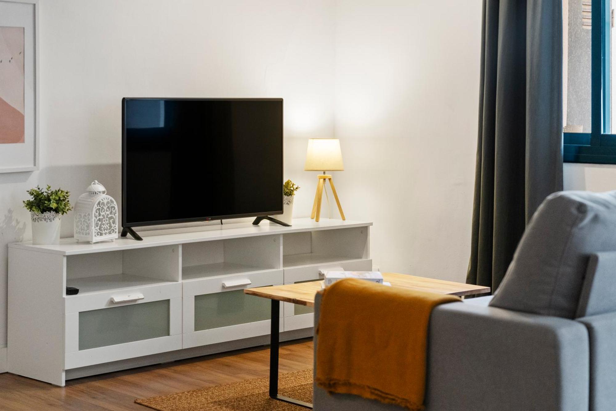 Lodging Apartments Liceu 11 Barcellona Esterno foto